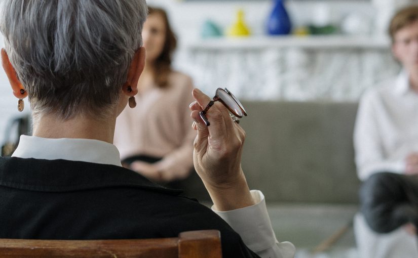 Why outsourcing Online Marketing services is the best?